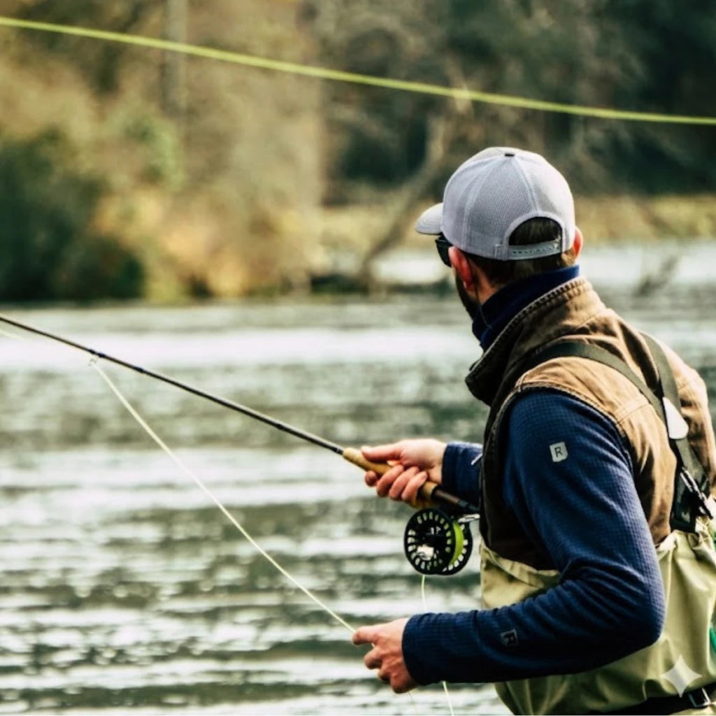 Pêcheur à la mouche débutant avec le kit Axon Premier Lancer — ensemble complet prêt à pêcher dès le premier jour